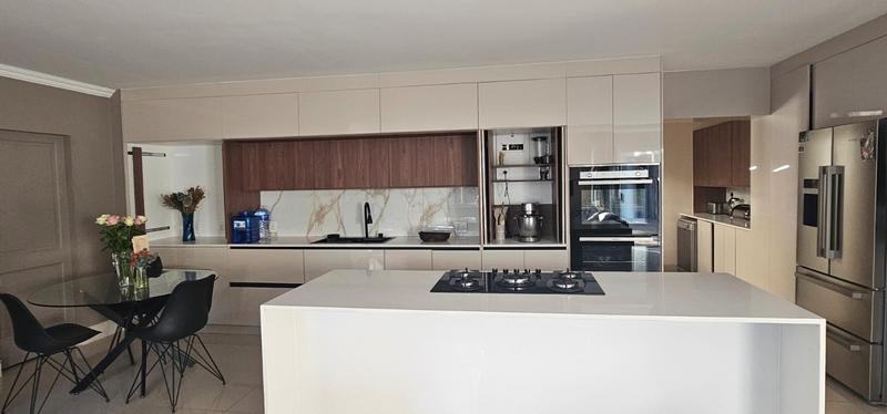 3 Bedroom Property for Sale in Flamingo Vlei Western Cape